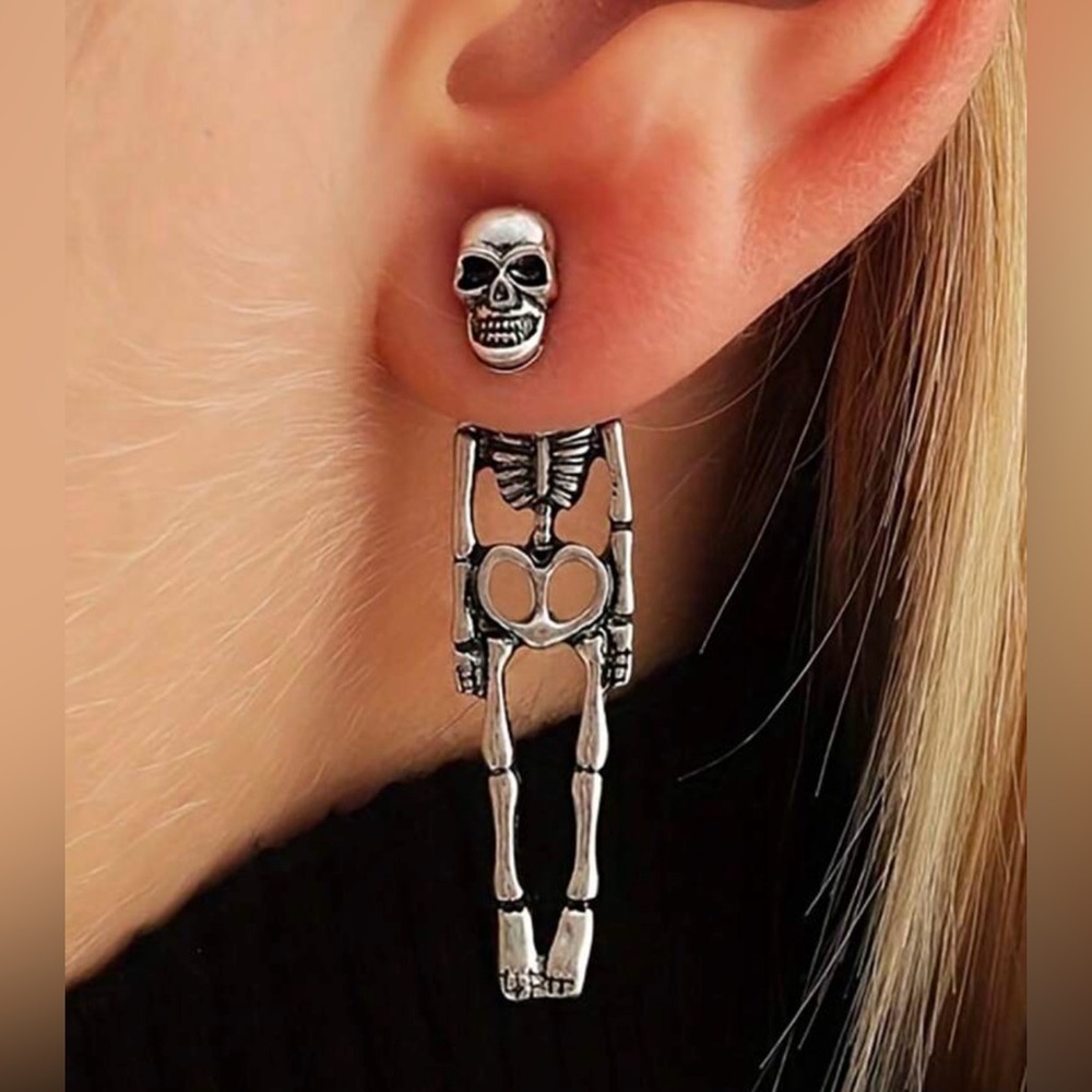 Silver Skeleton dangling Earrings